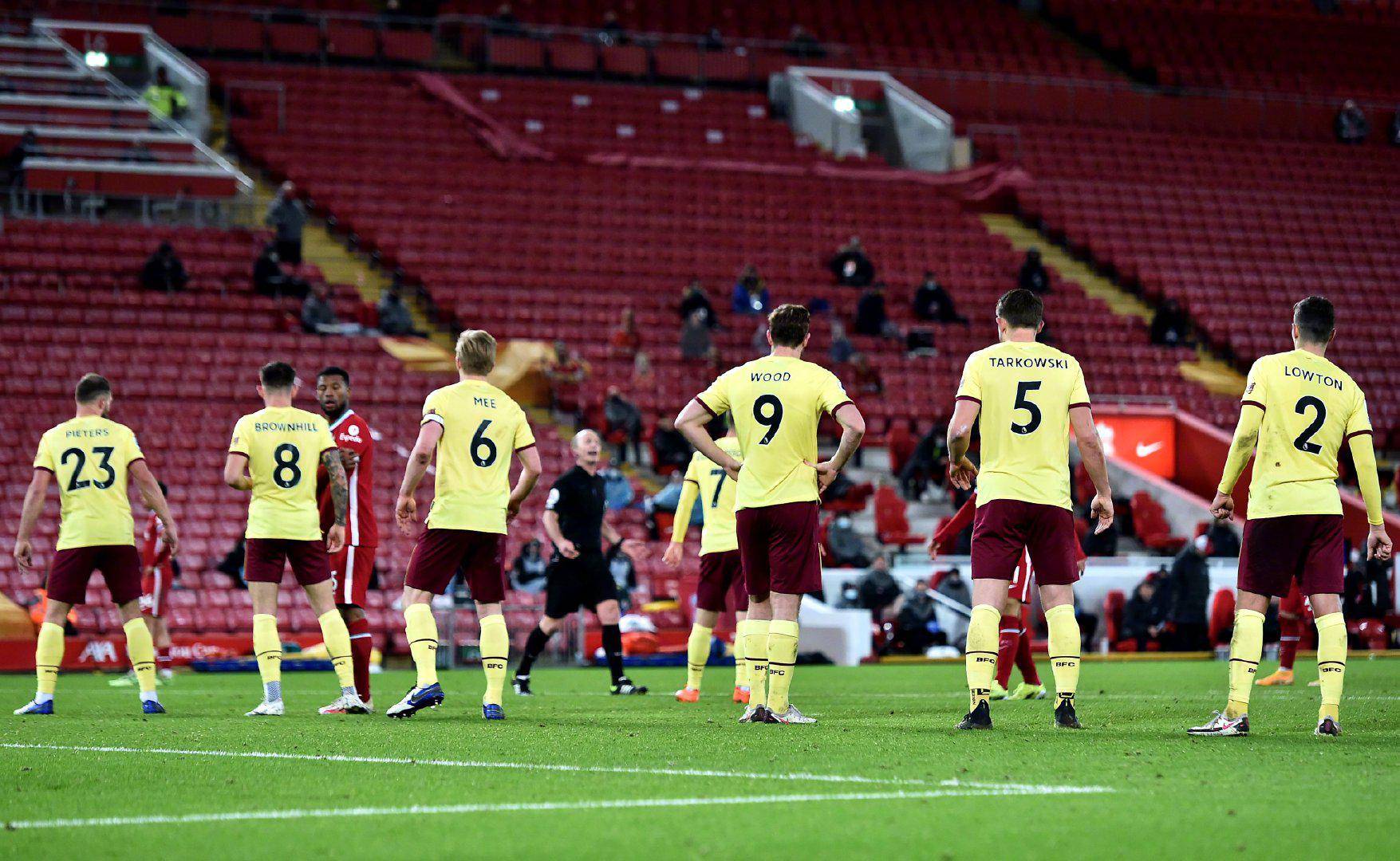 明的公众形 明的公众形